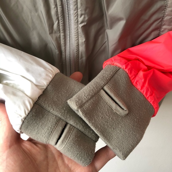 Color Block Windbreaker - Picture 4 of 4